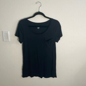 Good quality, black T-shirt
